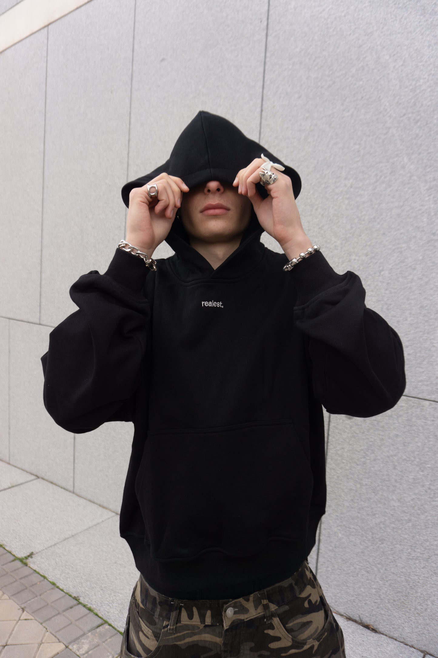 OVERTHINKING HOODIE BLACK