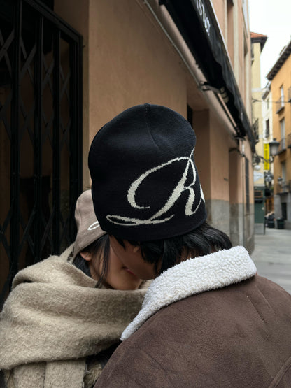 LOVE, REALEST BEANIE BLACK